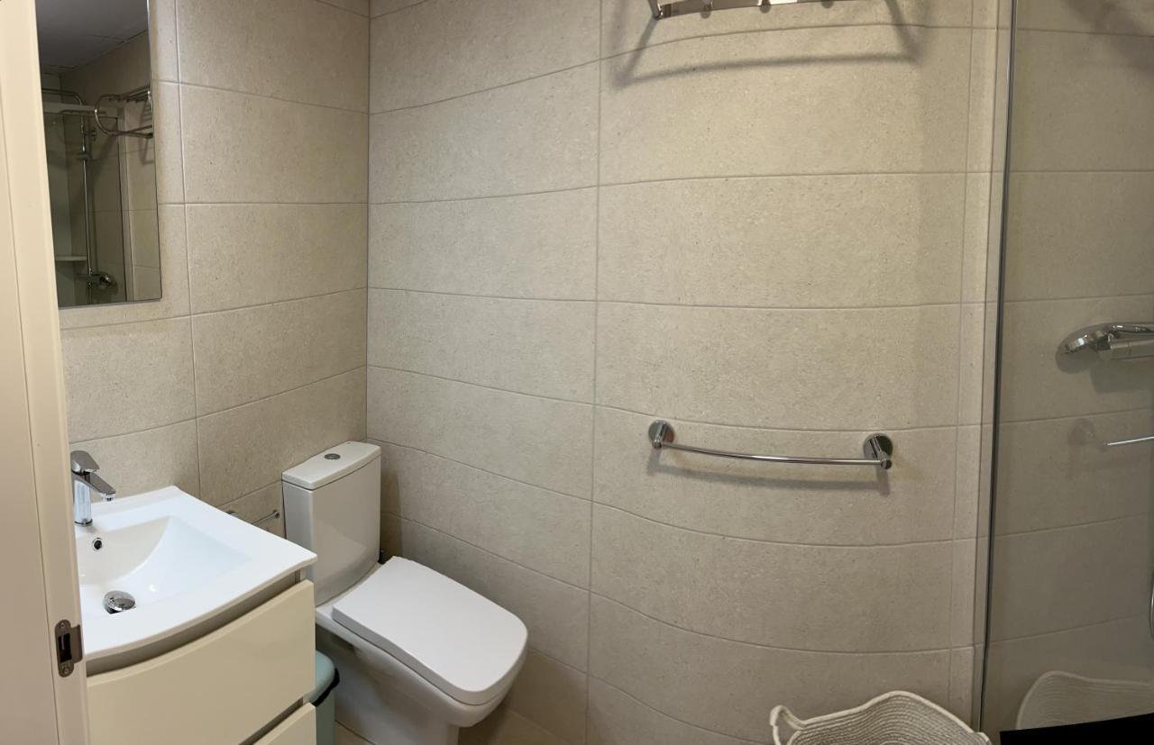 Apartamentos Breton 17 Suite Con Terraza Alicante Exterior photo